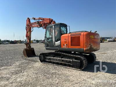 HITACHI ZX240N-3 - Lánctalpas kotró: 2 kép. HITACHI ZX240N-3 - Lánctalpas kotró: 2 kép.