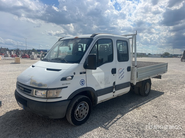Iveco Daily 35C12 Flatbed Truck - Platós teherautó: 3 kép. Iveco Daily 35C12 Flatbed Truck - Platós teherautó: 3 kép.