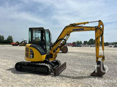 KOMATSU PC50MR-2 - Minikotró: 4 kép. KOMATSU PC50MR-2 - Minikotró: 4 kép.