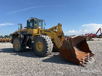 KOMATSU WA500-3 - Gumikerekes homlokrakodó: 4 kép. KOMATSU WA500-3 - Gumikerekes homlokrakodó: 4 kép.