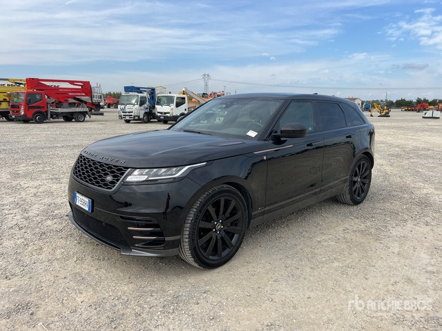 Land Rover Range Rover Velar SUV Sport Utility Vehicle - Terepjáró/ SUV: 1 kép. Land Rover Range Rover Velar SUV Sport Utility Vehicle - Terepjáró/ SUV: 1 kép.