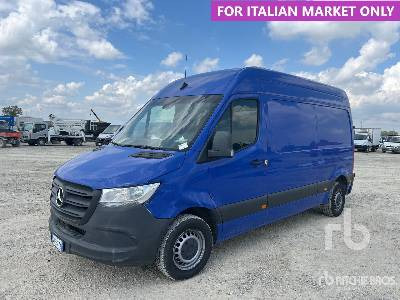 MERCEDES-BENZ SPRINTER 311 CDI LONG - Dobozos felépítményű teherautó: 1 kép. MERCEDES-BENZ SPRINTER 311 CDI LONG - Dobozos felépítményű teherautó: 1 kép.