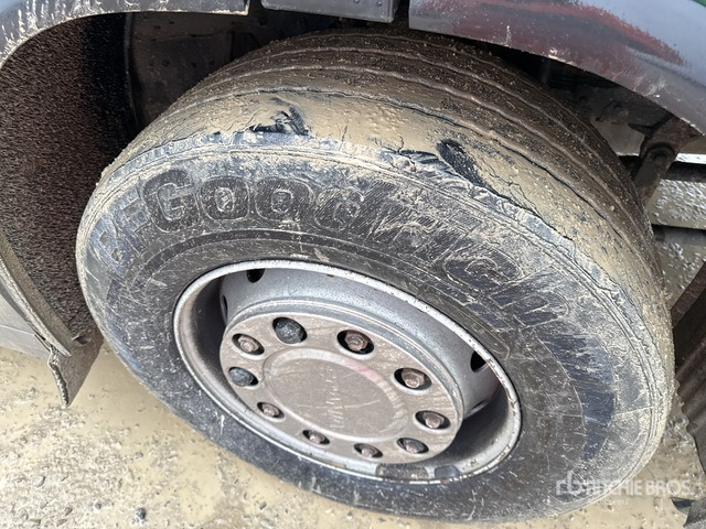 2009 Scania R480 6x2 T/A Sleeper Truck Tractor - Nyergesvontató: 5 kép. 2009 Scania R480 6x2 T/A Sleeper Truck Tractor - Nyergesvontató: 5 kép.