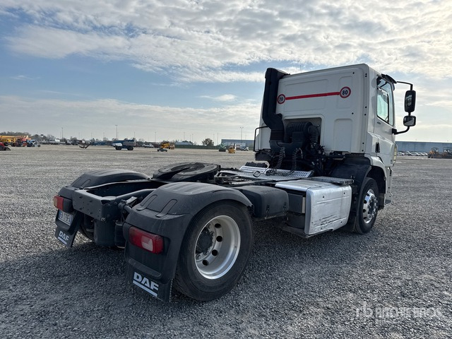 2015 DAF CF440 - Nyergesvontató: 4 kép. 2015 DAF CF440 - Nyergesvontató: 4 kép.