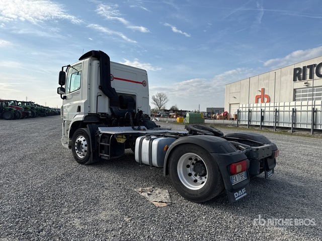 2015 DAF CF440 - Nyergesvontató: 3 kép. 2015 DAF CF440 - Nyergesvontató: 3 kép.