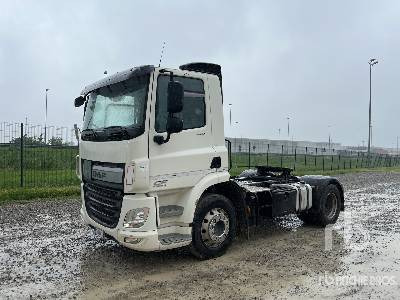 DAF CF 440 4x2 - Nyergesvontató: 1 kép. DAF CF 440 4x2 - Nyergesvontató: 1 kép.