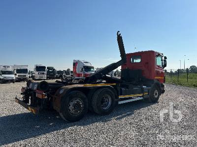 SCANIA 124L420 6x2 - Horgos rakodó teherautó: 4 kép. SCANIA 124L420 6x2 - Horgos rakodó teherautó: 4 kép.