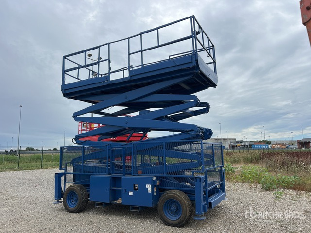 Skyjack SJ9250 Piattaforma aerea verticale - Ollós emelő: 1 kép. Skyjack SJ9250 Piattaforma aerea verticale - Ollós emelő: 1 kép.