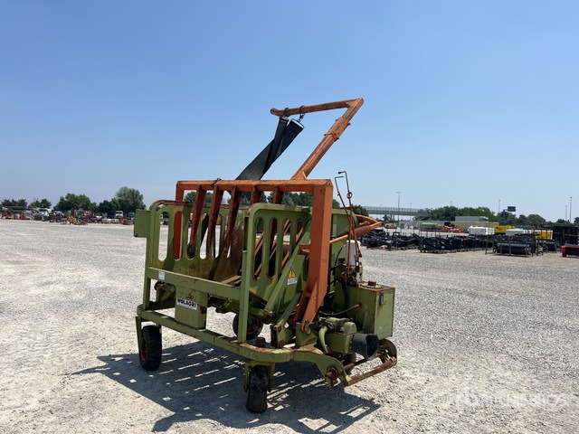 WOLAGRI Round Baler - Bálázó: 2 kép. WOLAGRI Round Baler - Bálázó: 2 kép.