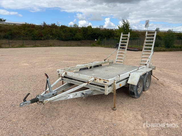 1992 Sorel Remorque 2 Essieux T/A Equipment Trailer - Gépszállító utánfutó: 2 kép. 1992 Sorel Remorque 2 Essieux T/A Equipment Trailer - Gépszállító utánfutó: 2 kép.