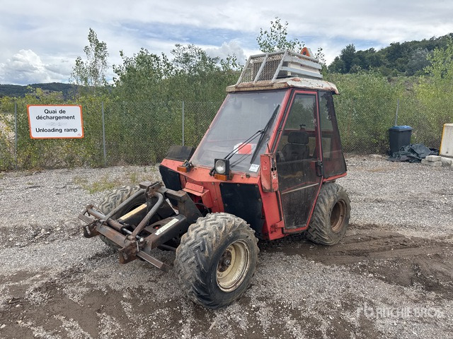 1994 Aebi TT90 4WD Tracteur Agricole Utility Tractor - Traktor: 1 kép. 1994 Aebi TT90 4WD Tracteur Agricole Utility Tractor - Traktor: 1 kép.