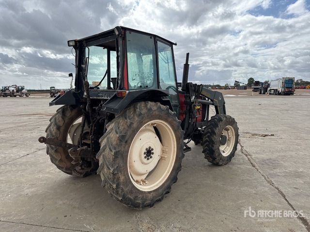 1996 Valtra Valmet 465 4x4 Tracteur Agricole 4WD Tractor - Traktor: 3 kép. 1996 Valtra Valmet 465 4x4 Tracteur Agricole 4WD Tractor - Traktor: 3 kép.