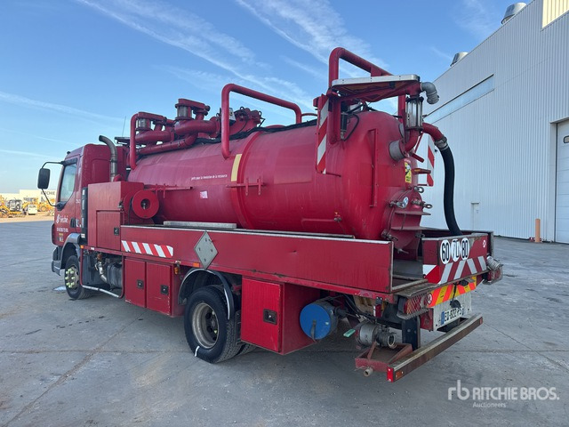 2002 DAF LF 45.180 2002 Huber on 4x2 Vacuum Excavator Truck - Szippantós autó: 4 kép. 2002 DAF LF 45.180 2002 Huber on 4x2 Vacuum Excavator Truck - Szippantós autó: 4 kép.