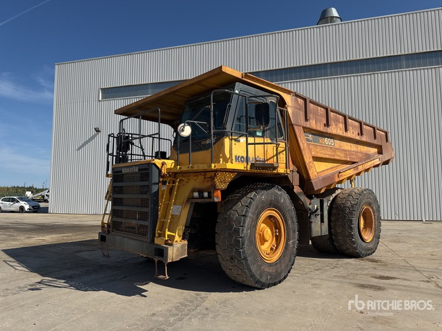 2006 Komatsu HD605-7 Tombereau Rigide Haul Truck - Bánya teherautó: 1 kép. 2006 Komatsu HD605-7 Tombereau Rigide Haul Truck - Bánya teherautó: 1 kép.