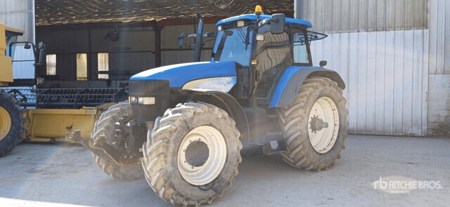 2006 New Holland TM190 Tracteur Agricole 4WD Tractor - Traktor: 2 kép. 2006 New Holland TM190 Tracteur Agricole 4WD Tractor - Traktor: 2 kép.