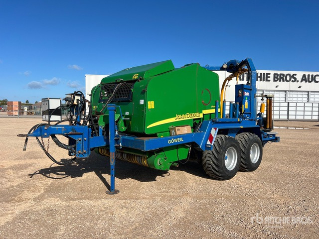 2007 John Deere 578 Enrubanneuse Combination Baler Wrapper - Bálázó, Bálacsomagoló: 2 kép. 2007 John Deere 578 Enrubanneuse Combination Baler Wrapper - Bálázó, Bálacsomagoló: 2 kép.