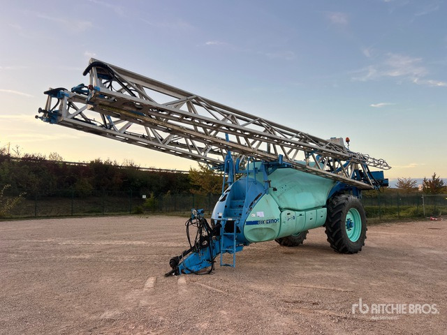 2008 Berthoud Tenor 55-60 DP Tronic 42 m High Clearance Pulverisate ... Pull-Type Sprayer - Vontatott permetezők: 1 kép. 2008 Berthoud Tenor 55-60 DP Tronic 42 m High Clearance Pulverisate ... Pull-Type Sprayer - Vontatott permetezők: 1 kép.