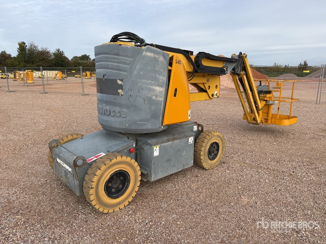 2008 Haulotte HA12IP 2WD Electric Nacelle Articulee ... Articulating Boom Lift - Személyemelő: 1 kép. 2008 Haulotte HA12IP 2WD Electric Nacelle Articulee ... Articulating Boom Lift - Személyemelő: 1 kép.