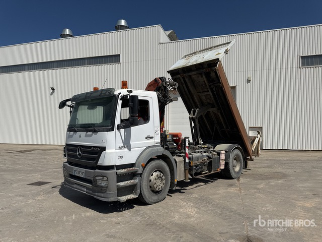 2008 Mercedes Axor 1833 2008 Palfinger PK15500 6100 kg ... Dump Truck with Crane - Szárzúzó/ Mulcsozó: 3 kép. 2008 Mercedes Axor 1833 2008 Palfinger PK15500 6100 kg ... Dump Truck with Crane - Szárzúzó/ Mulcsozó: 3 kép.
