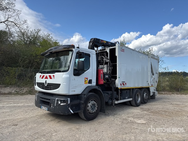 2008 Renault Kerax 370 DXi 6x2 Rear Loader Camion A Ordure ... Waste Collection Truck - Szemetesautó: 1 kép. 2008 Renault Kerax 370 DXi 6x2 Rear Loader Camion A Ordure ... Waste Collection Truck - Szemetesautó: 1 kép.