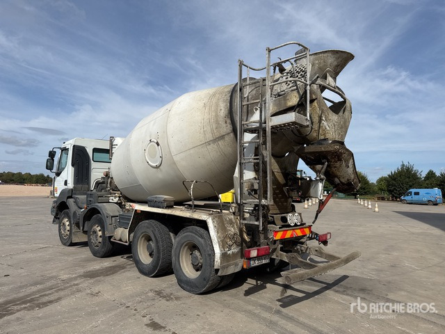 2008 Renault Kerax 370DXi 8x4 Camion Malaxeur Mixer Truck - Betonmixer: 4 kép. 2008 Renault Kerax 370DXi 8x4 Camion Malaxeur Mixer Truck - Betonmixer: 4 kép.