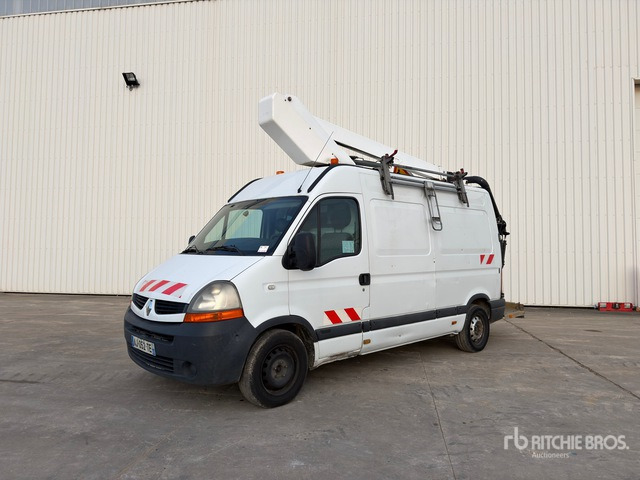 2008 Renault Master 2008 France Elevateur 111F 11 m ... Van Mounted Aerial Lift - Emelőkosaras teherautó: 1 kép. 2008 Renault Master 2008 France Elevateur 111F 11 m ... Van Mounted Aerial Lift - Emelőkosaras teherautó: 1 kép.