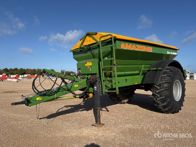 2009 Amazone ZG-B5500 36 m Semi-Mount S/A 5500 L Fertilizer Spreader - Műtrágyaszóró: 1 kép. 2009 Amazone ZG-B5500 36 m Semi-Mount S/A 5500 L Fertilizer Spreader - Műtrágyaszóró: 1 kép.