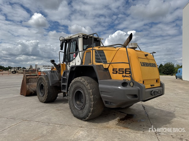 2010 Liebherr L556 2plus2 Chargeuse Sur Pneus (Inoperable) Wheel Loader - Gumikerekes homlokrakodó: 3 kép. 2010 Liebherr L556 2plus2 Chargeuse Sur Pneus (Inoperable) Wheel Loader - Gumikerekes homlokrakodó: 3 kép.