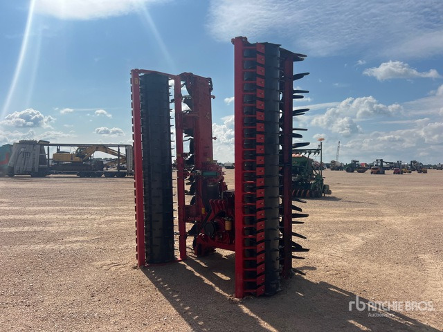 2012 Kverneland NG-S 101 F35 6 m 3-Point Herse Rotative Power Harrow - Forgóborona: 4 kép. 2012 Kverneland NG-S 101 F35 6 m 3-Point Herse Rotative Power Harrow - Forgóborona: 4 kép.
