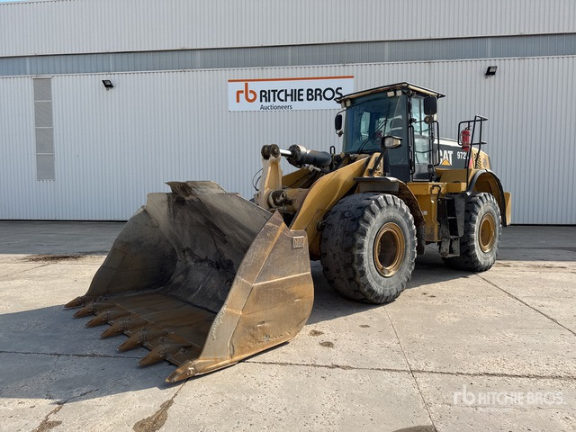 2013 Cat 972K Chargeuse sur Pneus Wheel Loader - Gumikerekes homlokrakodó: 2 kép. 2013 Cat 972K Chargeuse sur Pneus Wheel Loader - Gumikerekes homlokrakodó: 2 kép.