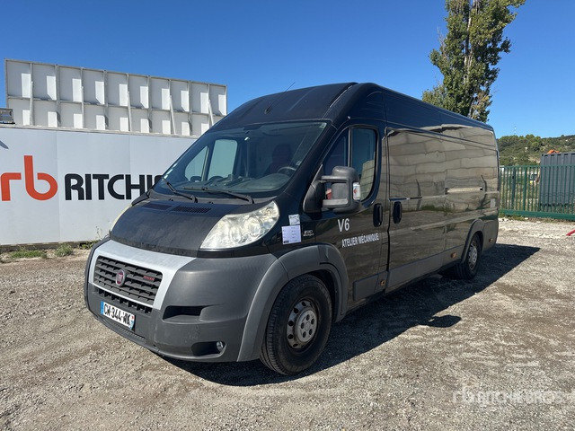 2013 Fiat Ducato 180 Multijet Vehicule Utilitaire Cargo Van - Furgon: 1 kép. 2013 Fiat Ducato 180 Multijet Vehicule Utilitaire Cargo Van - Furgon: 1 kép.