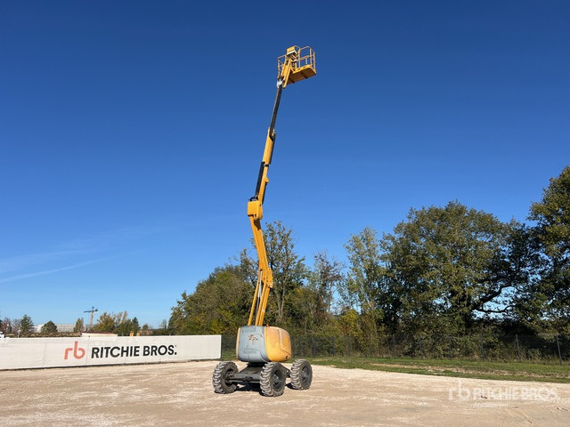 2014 Haulotte HA16PX 4WD Diesel Nacelle Articulee Articulating Boom Lift - Személyemelő: 3 kép. 2014 Haulotte HA16PX 4WD Diesel Nacelle Articulee Articulating Boom Lift - Személyemelő: 3 kép.