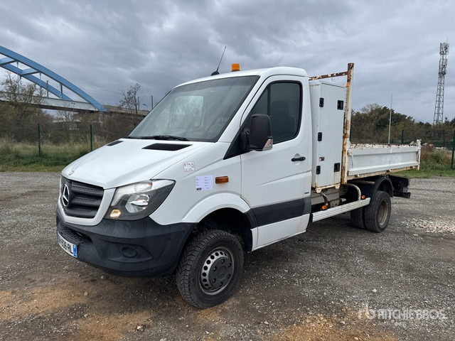 2014 Mercedes-Benz 513 sprinter 4x4 Camion Benne Dump Truck: Light Duty - Billenőplatós teherautó: 1 kép. 2014 Mercedes-Benz 513 sprinter 4x4 Camion Benne Dump Truck: Light Duty - Billenőplatós teherautó: 1 kép.