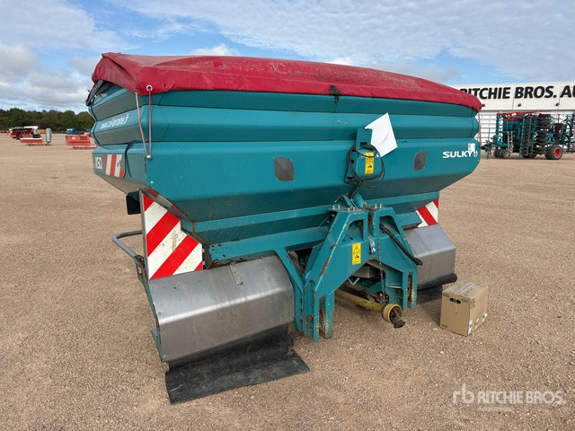 2014 Sulky X50WPB 44 m 3-Point 4000 L Epandeur A ... Fertilizer Spreader - Műtrágyaszóró: 2 kép. 2014 Sulky X50WPB 44 m 3-Point 4000 L Epandeur A ... Fertilizer Spreader - Műtrágyaszóró: 2 kép.