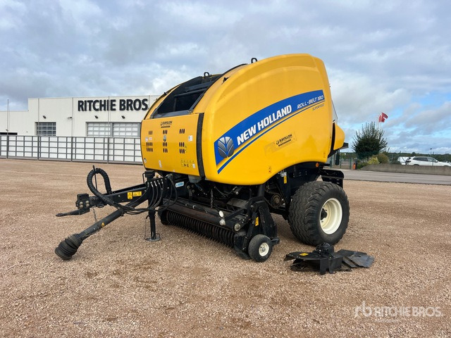 2015 New Holland Roll Belt 180 Presse A Balles Rondes 1 Essieu S/A Round Baler - Bálázó: 1 kép. 2015 New Holland Roll Belt 180 Presse A Balles Rondes 1 Essieu S/A Round Baler - Bálázó: 1 kép.