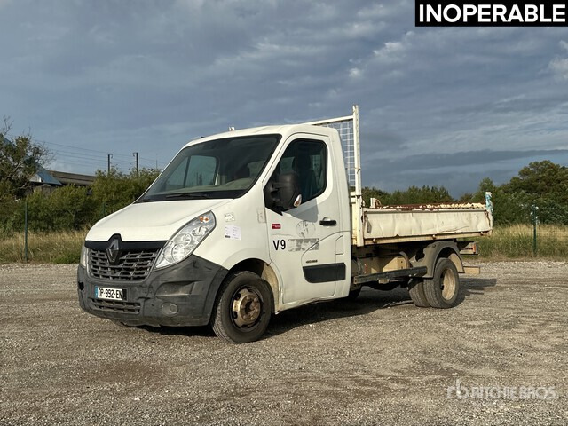 2015 Renault Master DCI 165 Camion Benne (Inoperable) Dump Truck: Light Duty - Billenőplatós kisteherautó: 2 kép. 2015 Renault Master DCI 165 Camion Benne (Inoperable) Dump Truck: Light Duty - Billenőplatós kisteherautó: 2 kép.