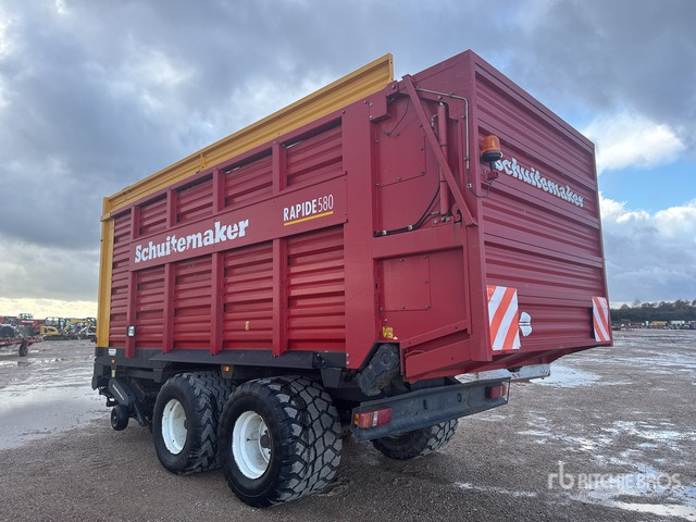 2015 Schuitemaker R580SH T/A Autochargeuse 2 Essieux 38m3 Silage Wagon - Szálastakarmány betakarítás gépei: 2 kép. 2015 Schuitemaker R580SH T/A Autochargeuse 2 Essieux 38m3 Silage Wagon - Szálastakarmány betakarítás gépei: 2 kép.