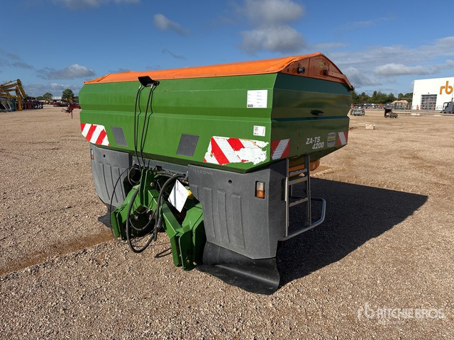 2016 Amazone ZATS 4200 Hydro 54 m 3-Point 4200 L Epandeur A ... Fertilizer Spreader - Műtrágyaszóró: 3 kép. 2016 Amazone ZATS 4200 Hydro 54 m 3-Point 4200 L Epandeur A ... Fertilizer Spreader - Műtrágyaszóró: 3 kép.