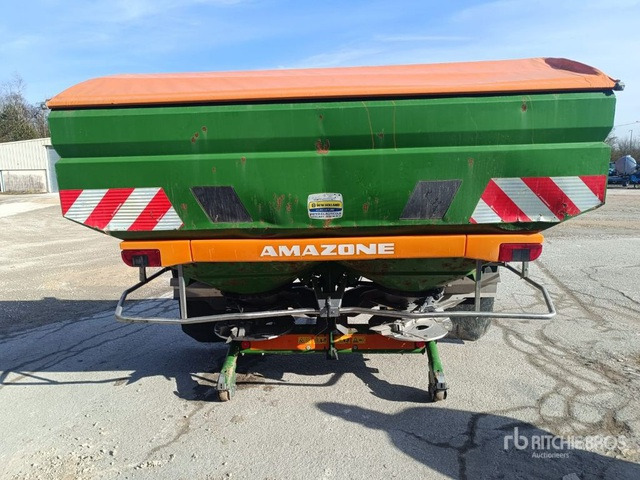 2016 Amazone ZATS 4200 Hydro 54 m 3-Point 4200 L Epandeur A ... Fertilizer Spreader - Műtrágyaszóró: 2 kép. 2016 Amazone ZATS 4200 Hydro 54 m 3-Point 4200 L Epandeur A ... Fertilizer Spreader - Műtrágyaszóró: 2 kép.