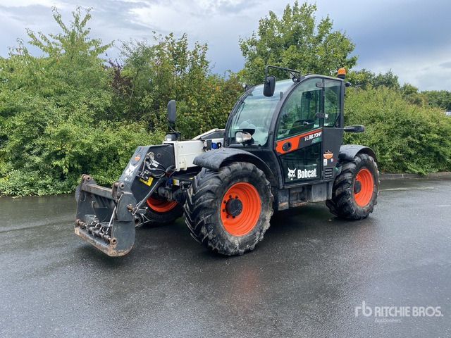2017 Bobcat TL38.70X HF AGRI Telehandler - Teleszkópos rakodó: 2 kép. 2017 Bobcat TL38.70X HF AGRI Telehandler - Teleszkópos rakodó: 2 kép.