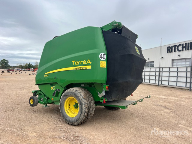 2017 John Deere 990 Presse A Balles Rondes 1 Essieu S/A Round Baler - Bálázó: 3 kép. 2017 John Deere 990 Presse A Balles Rondes 1 Essieu S/A Round Baler - Bálázó: 3 kép.