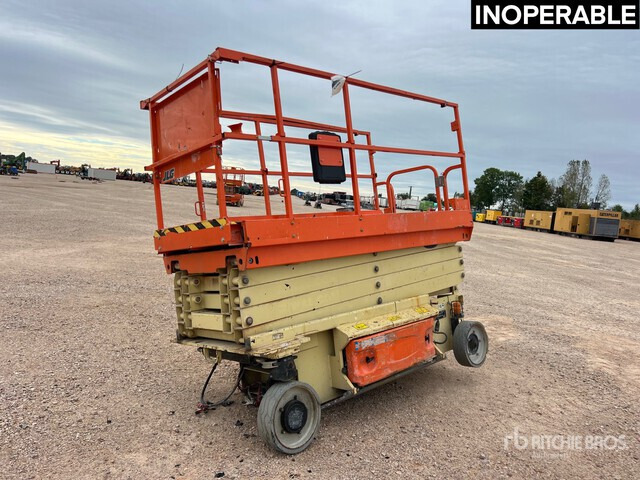 2018 JLG 2645ES Electric Nacelle Ciseaux (Inope ... Scissor Lift - Ollós emelő: 2 kép. 2018 JLG 2645ES Electric Nacelle Ciseaux (Inope ... Scissor Lift - Ollós emelő: 2 kép.