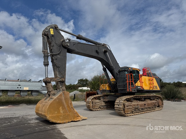 2018 Volvo EC750EL Pelle Sur Chenilles Tracked Excavator - Lánctalpas kotró: 1 kép. 2018 Volvo EC750EL Pelle Sur Chenilles Tracked Excavator - Lánctalpas kotró: 1 kép.