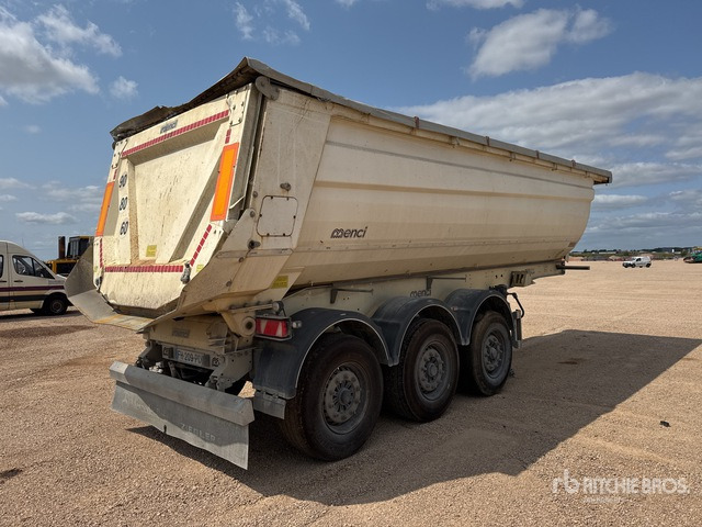 2019 Menci S7R Remorque Benne 3 Essieux End Dump Trailer - Szárzúzó/ Mulcsozó: 3 kép. 2019 Menci S7R Remorque Benne 3 Essieux End Dump Trailer - Szárzúzó/ Mulcsozó: 3 kép.