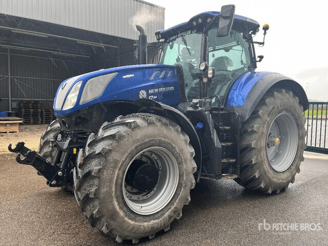 2019 New Holland T7.315 Blue Power Auto Command Tracteur Agricole 4WD Tractor - Traktor: 2 kép. 2019 New Holland T7.315 Blue Power Auto Command Tracteur Agricole 4WD Tractor - Traktor: 2 kép.
