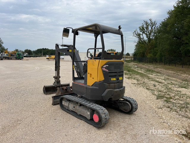 2019 Volvo ECR25D Mini-Pelle Mini Excavator: <6.6t - Minikotró: 3 kép. 2019 Volvo ECR25D Mini-Pelle Mini Excavator: <6.6t - Minikotró: 3 kép.