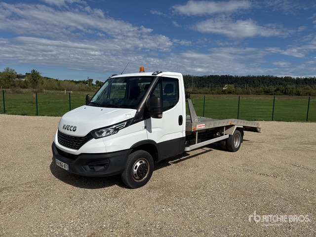 2020 Iveco 35C18 4x2 Camion Porte-Voiture 4x2 Tow Truck - Vontató: 1 kép. 2020 Iveco 35C18 4x2 Camion Porte-Voiture 4x2 Tow Truck - Vontató: 1 kép.