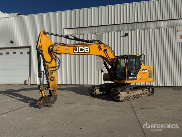 2020 JCB 220XC4F Pelle Sur Chenilles Tracked Excavator - Lánctalpas kotró: 1 kép. 2020 JCB 220XC4F Pelle Sur Chenilles Tracked Excavator - Lánctalpas kotró: 1 kép.