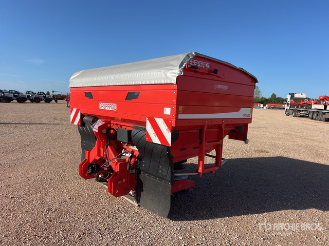 2021 Maschio Gaspardo Primo Ewice 332 Epandeur A Engrais (Unused) Fertilizer Spreader - Műtrágyaszóró: 4 kép. 2021 Maschio Gaspardo Primo Ewice 332 Epandeur A Engrais (Unused) Fertilizer Spreader - Műtrágyaszóró: 4 kép.