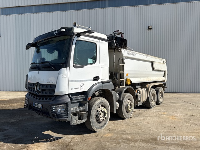 2021 Mercedes-Benz Arocs 3243 Camion Benne 8x4 Tri/A Dump Truck - Billenőplatós teherautó: 1 kép. 2021 Mercedes-Benz Arocs 3243 Camion Benne 8x4 Tri/A Dump Truck - Billenőplatós teherautó: 1 kép.
